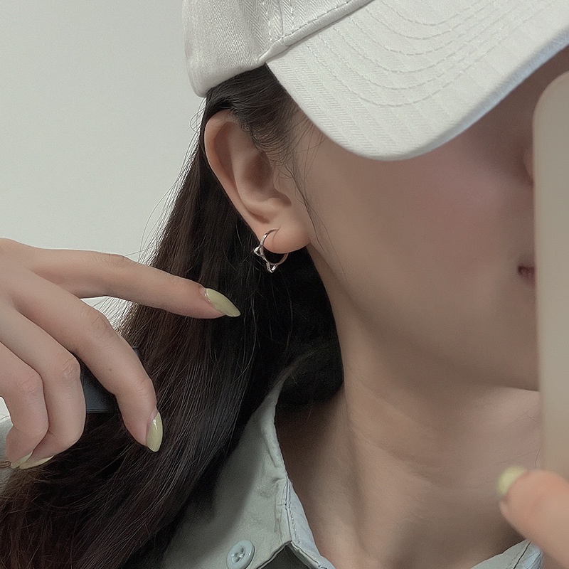 Bông tai nữ mèo gài xinh ( 1 đôi )