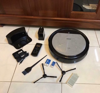 ROBOT HÚT BỤI MEDION MD 18500