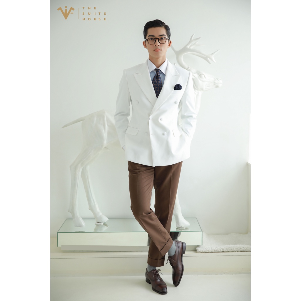 Bộ vest nam trắng phối nâu đậm, 2 túi 6 khuy, suits sartorial chất cashmere The Suits House