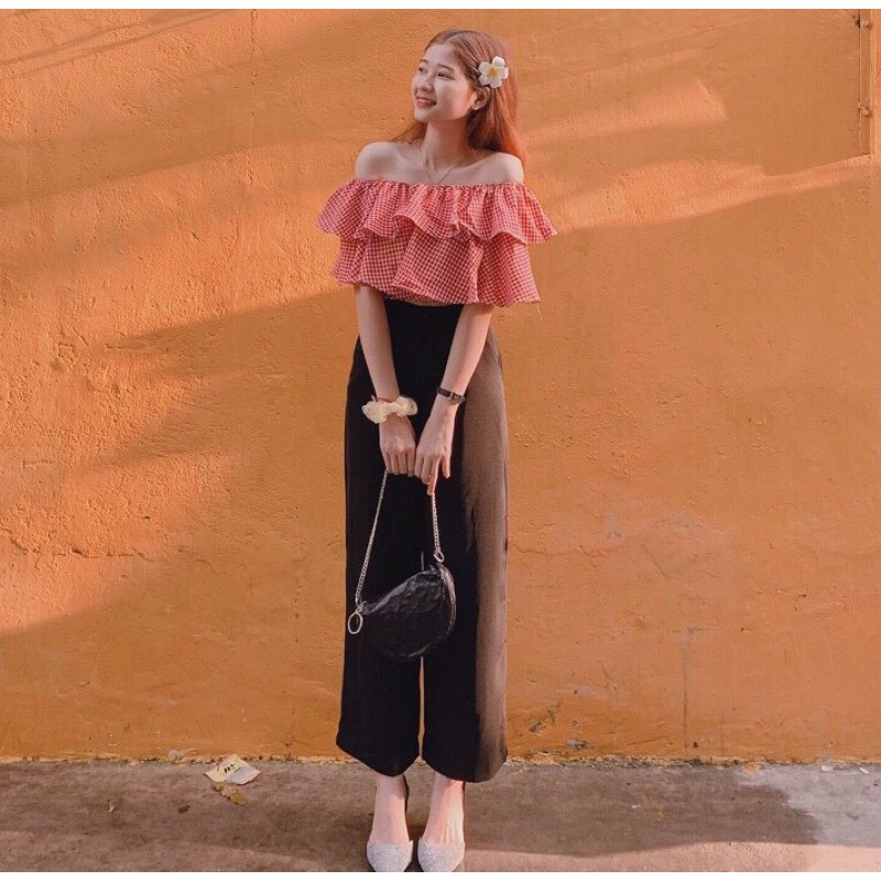 Áo croptop bẹt vai nhún bèo tầng trắng caro xanh đỏ (ảnh thật)