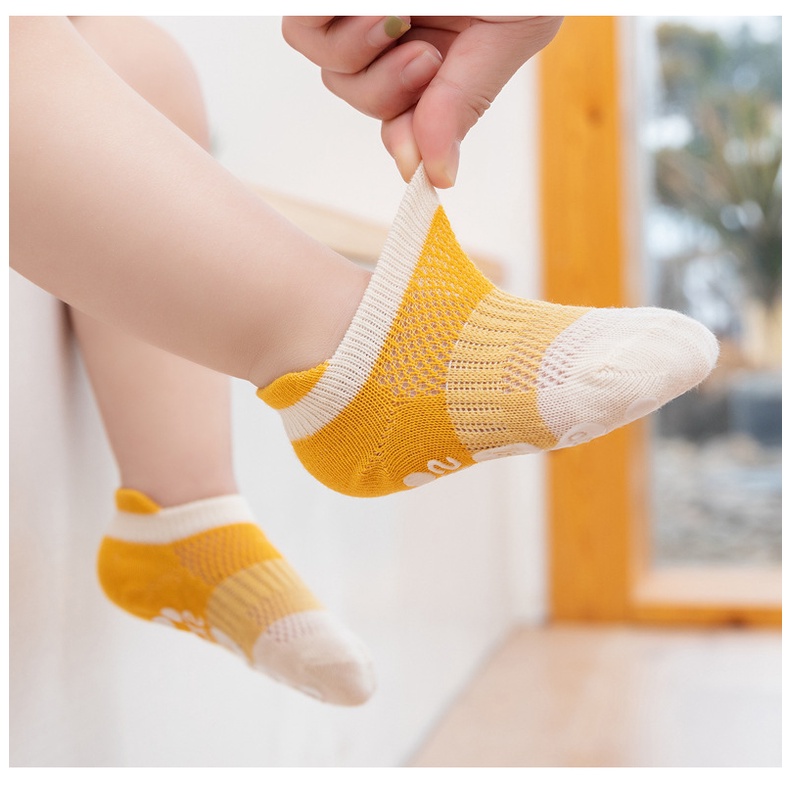 Vớ Cotton Mỏng Họa Tiết Chấm Bi Phong Cách Mới Cho Bé