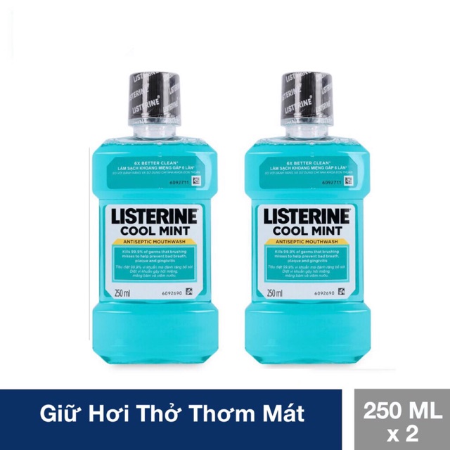 Bộ 2 chai nước súc miệng hơi thở thơm mát Listerine Coolmint 250ml