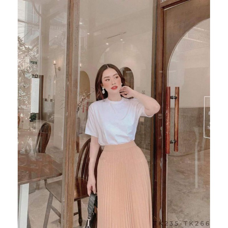 Y HÌNH - CHÂN VÁY XẾP LY DÀI | BigBuy360 - bigbuy360.vn