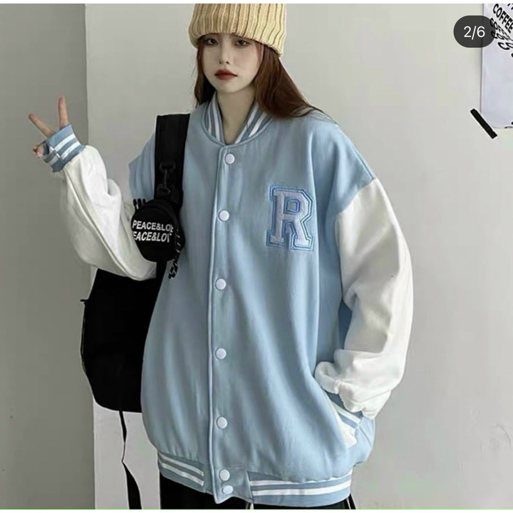 Áo Khoác Bomber Nữ RAYSORA Chất Vải Nỉ Logo Thêu Sắc Nét Phong Cách Trẻ Trung Năng Động