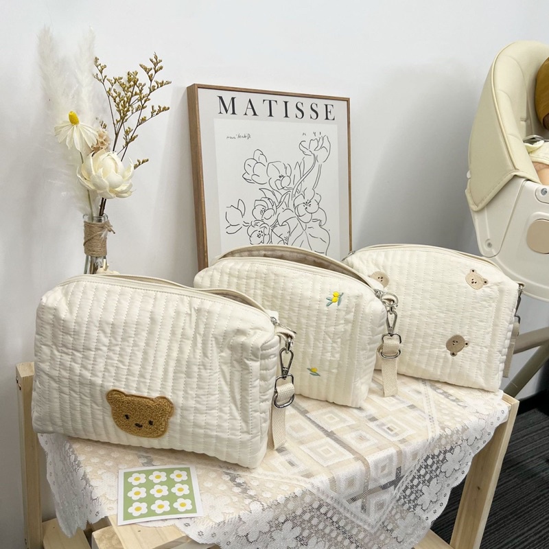 Túi Xách Bỉm Sữa Hàn Quốc Thêu Gấu Thỏ Cho Mẹ Và Bé Đủ Size Hàng Cao Cấp