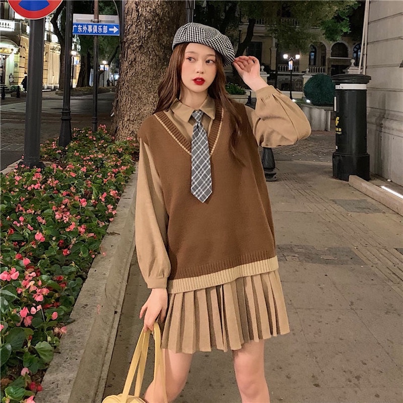 Có Sẵn -Sét váy+gile+cà vạt -kẻ dáng hàn quốc -ulzzang -  chất  tăm gile len hàng quảng châu loại 1 dáng xoè xếp ly | BigBuy360 - bigbuy360.vn