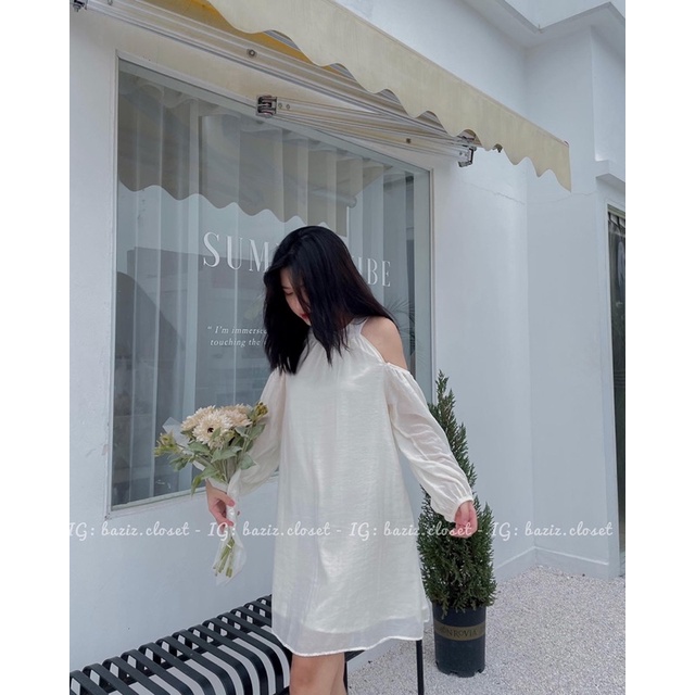 Váy tơ khoét vai cột dây sau