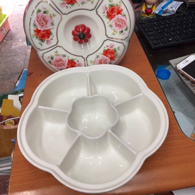 Hộp mứt sứ loại đẹp