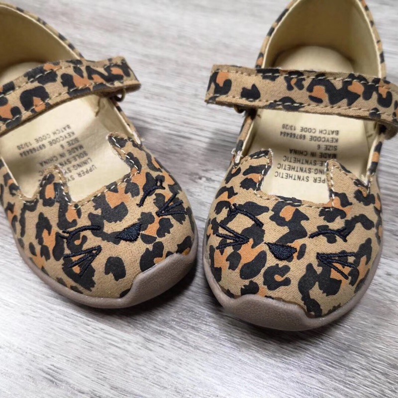 Giày Anko da báo dư xịn đét.