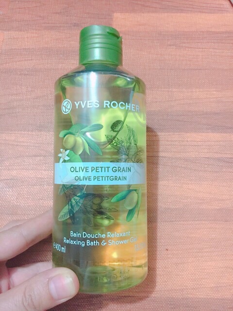 Gel tắm Yves Rocher Relaxing Bath And Shower Gel Olive Leamongrass 400ml