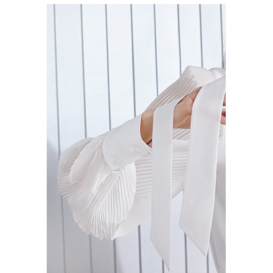 Áo sơ mi trắng Lily