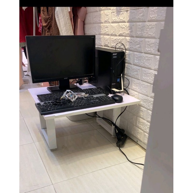 Bàn trà ngồi bệt