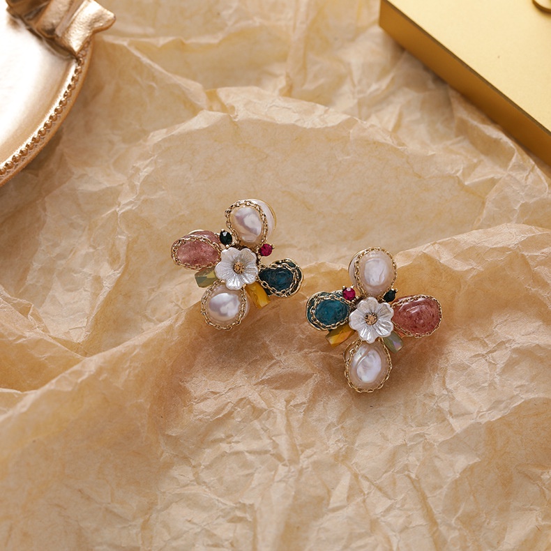 Hoa Tai Hình Hoa Đính Ngọc Trai Cao Cấp Phong Cách Retro