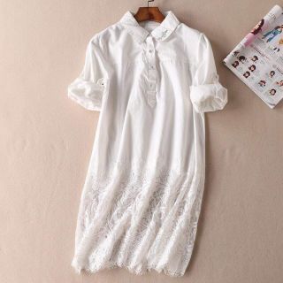 Váy trắng đáp ren