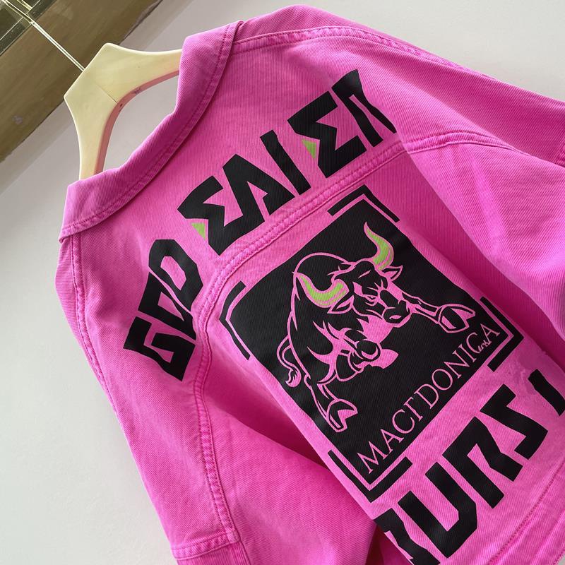 Áo Khoác Denim Dáng Ngắn In Hoa Hồng Đỏ Cá Tính Cho Nữ