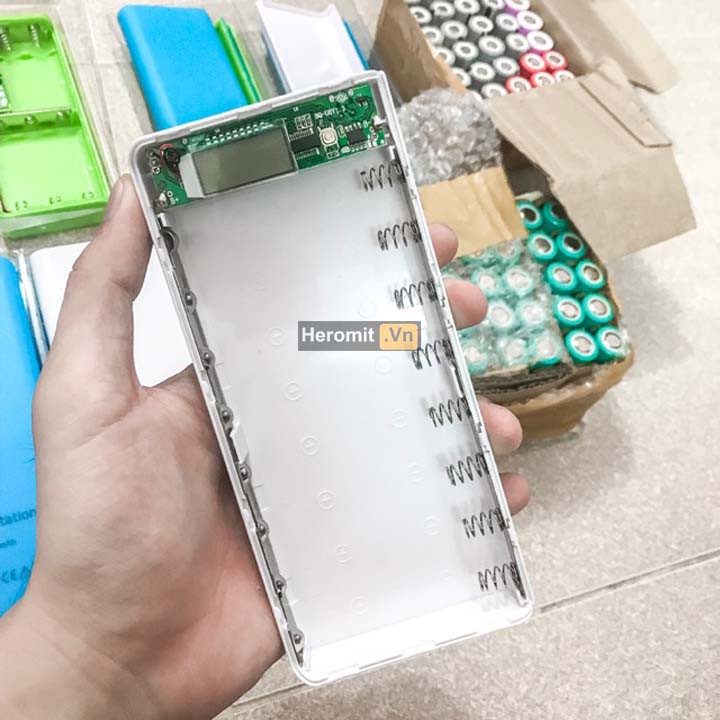 Box sạc dự phòng 8 cell Sạc Pin dự phòng