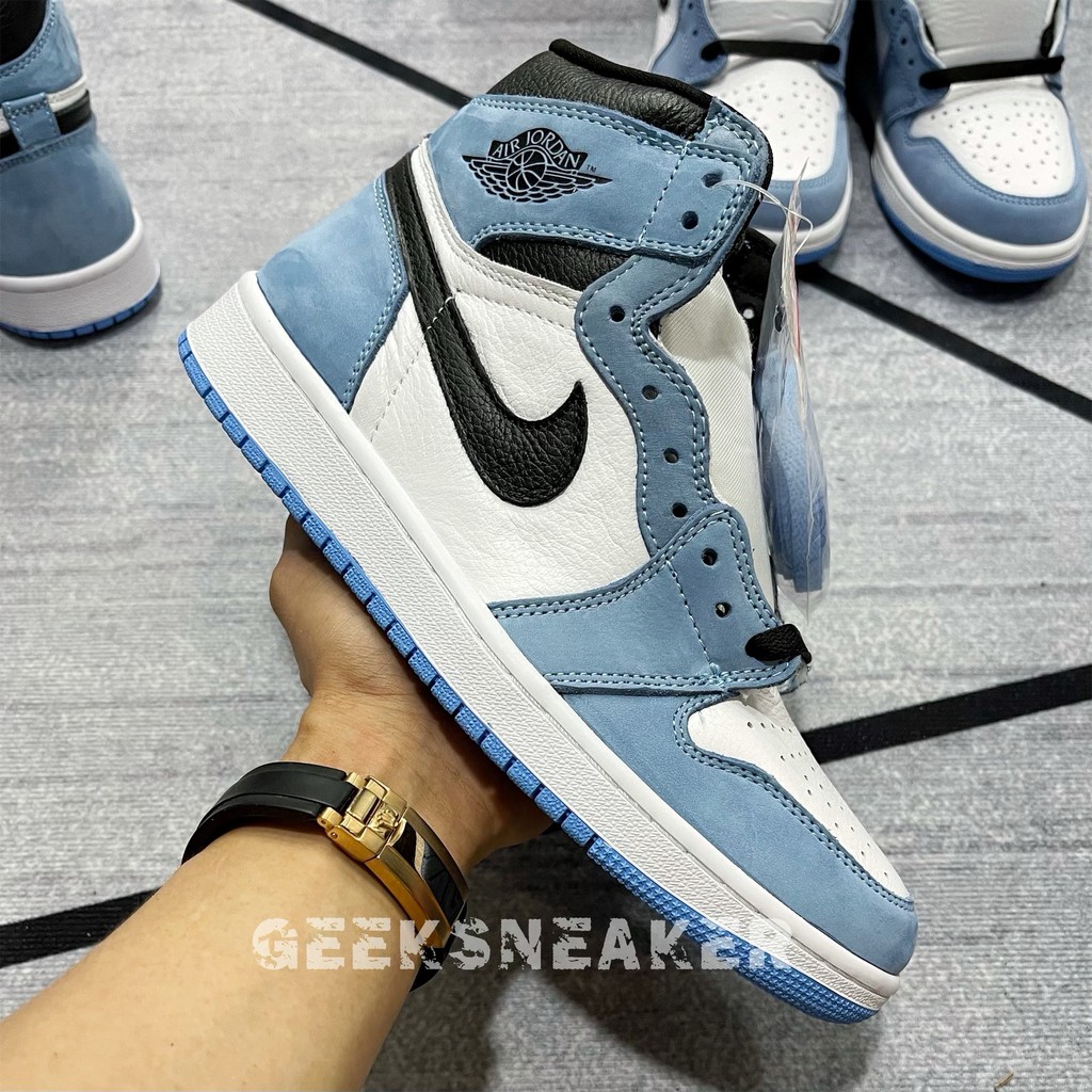 [GeekSneaker] Giày Jordan 1 Retro White University Blue - Phiên bản tiêu chuẩn | BigBuy360 - bigbuy360.vn