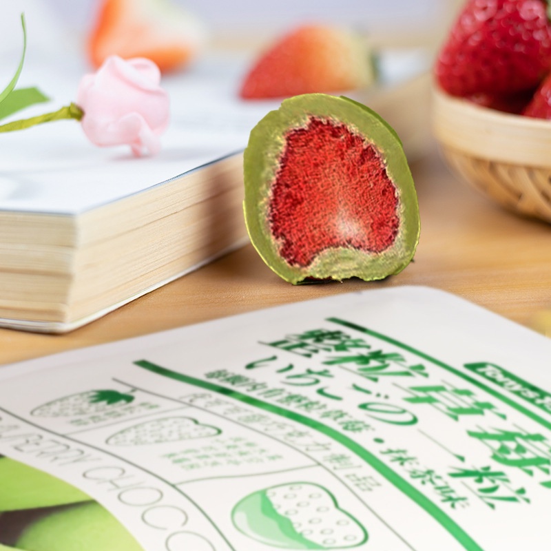 Kẹo SOCOLA BỌC DÂU TÂY SẤY gói 60g ăn vặt ngon đã nghiền