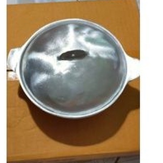 Nồi gang đúc khô tộ số 17.5cm cao 6cm đã mài bóng loáng