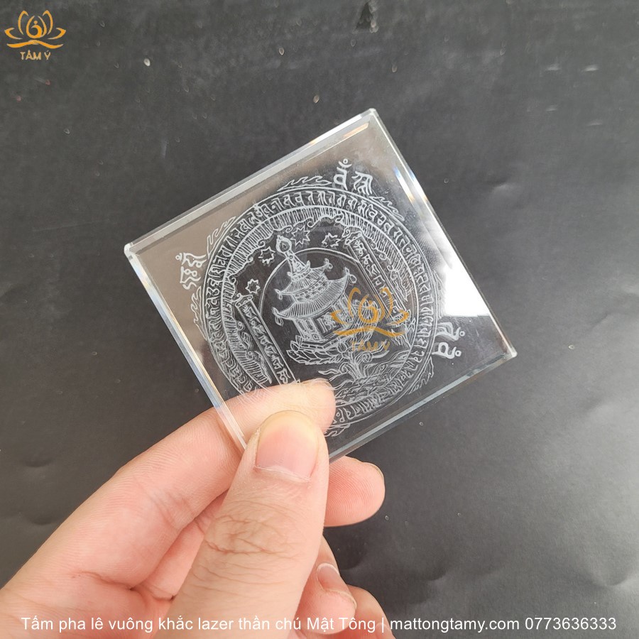 Tấm pha lê vuông khắc lazer các bộ biểu tượng siêu việt Mật Tông - Kim Cang Thừa