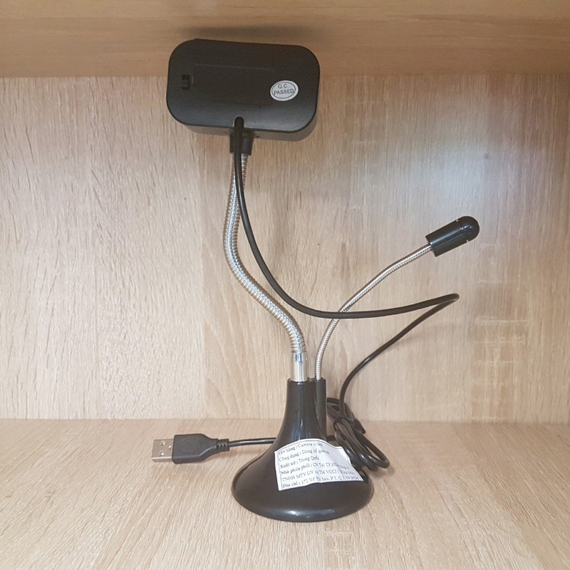 Webcam KM 720p HD hình ảnh và micro trên 1 đầu USB - tích hợp 4 đèn led trợ sáng (nhiều màu) | BigBuy360 - bigbuy360.vn