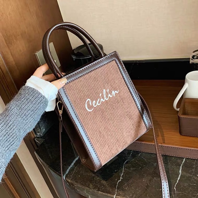 TÚI TOTE CHỮ NHẬT ĐỨNG CECILIN
