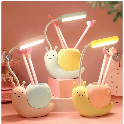 [Siêu Sale] Đèn học ốc sên kèm ống cắm bút , xoay 360 độ siêu đáng yêu-giaxuong247
