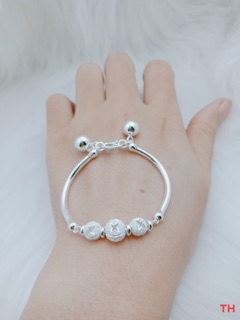 Vòng tay trẻ em bạc ta