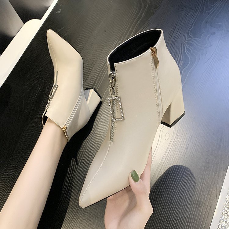 BỐT NỮ MŨI NHỌN GÓT VUÔNG