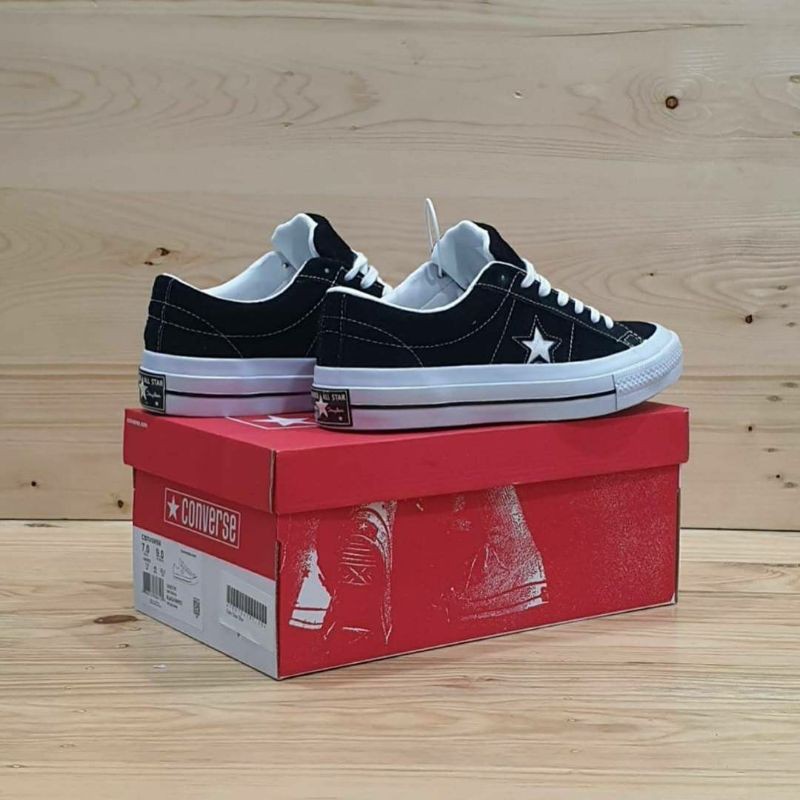 Giày Sneaker Converse One Star Pro Phối Màu Đen Trắng Thời Trang Cho Nam Nữ