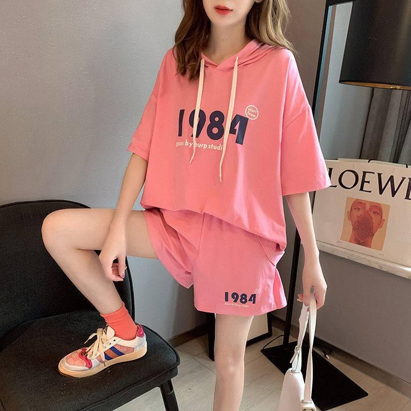 Bộ quần áo thể thao ngắn tay dáng rộng phong cách phương Tây thời trang mùa hè hàng mới dành cho bạn nữ
