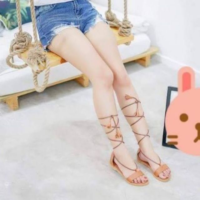 Giày Dép Sandal Cột Dây Tua Rua