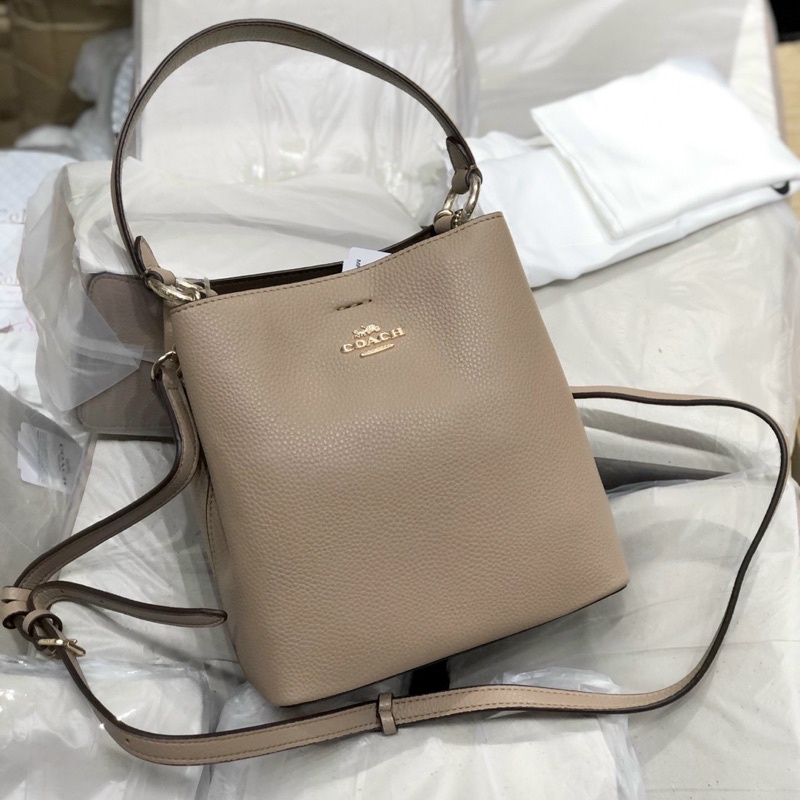 Túi Coach bucket màu nude siêu xinh
