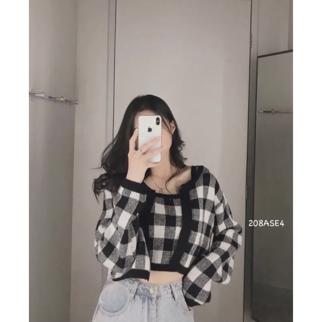 Set cadigan len kèm bra len 2 dây kẻ caro dáng croptop - 208AS4