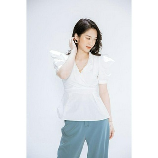 Áo peplum cổ V đắp tà