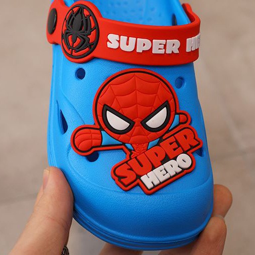 Dép lỗ hoạt hinh người nhện spiderman siêu ngầu bé trai