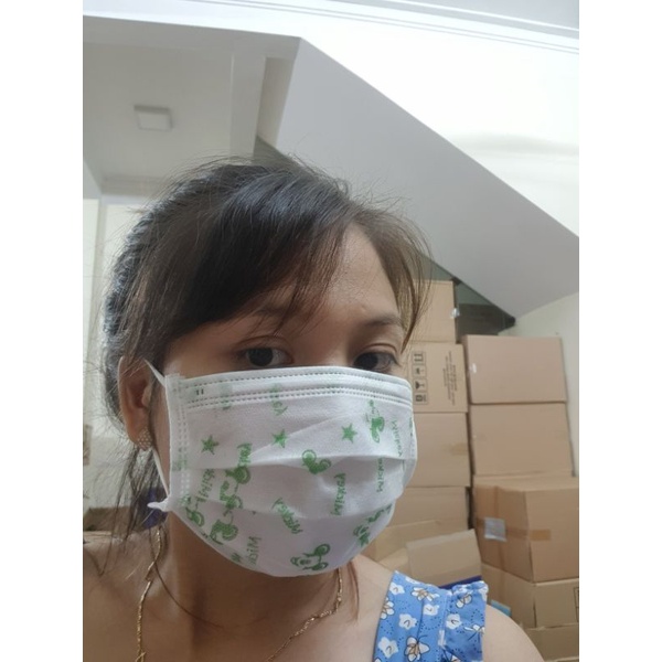 Hộp 50 Chiếc Khẩu Trang y tế 4 lớp Họa tiết Hello Kitty Hồng cho người lớn | BigBuy360 - bigbuy360.vn