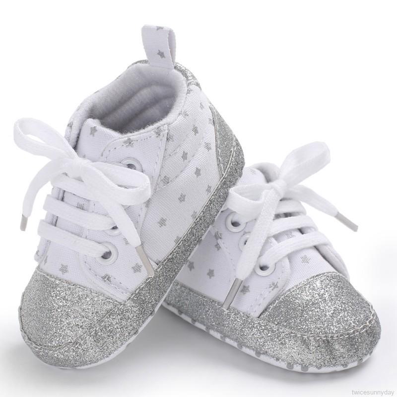 Giày tập đi chống trượt cho bé