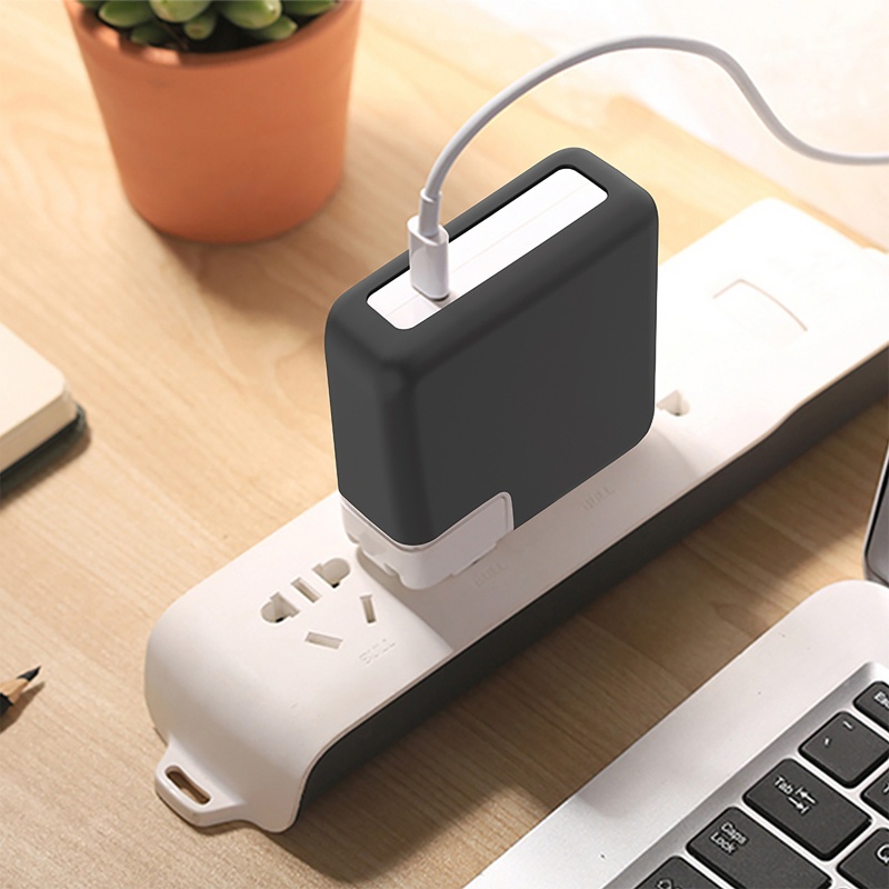 Vỏ Silicon Mềm Bảo Vệ Sạc Pin Chống Thấm Nước Dành Cho MacBook Pro 67W USB-C