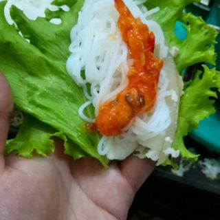 Tôm chua Dì Cẩn