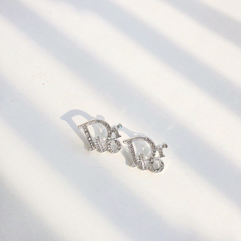 Bông tai nữ Dior - Q023