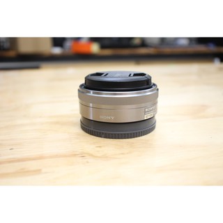 Ống kính Sony SEL 16mm F2.8