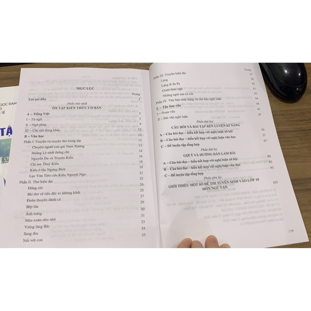 Sách - Ôn tập thi vào lớp 10 môn ngữ văn (năm học 2021-2022)