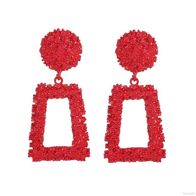 Bông tai hình thang kiểu đinh tán cho nữ