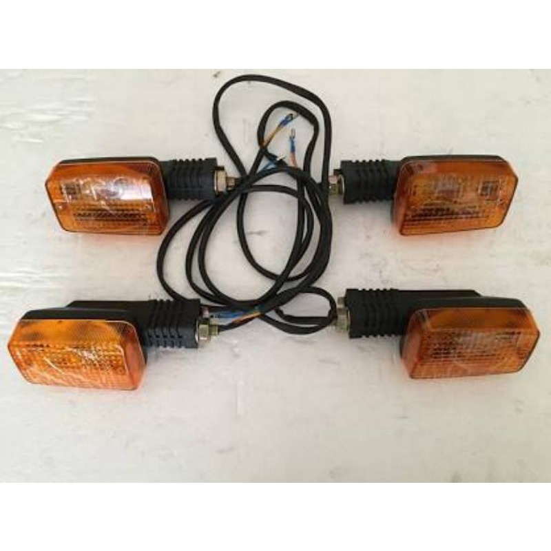xi nhan(tai đèn,cụm đèn hiệu) trước sau xe win(giá 1 cặp)