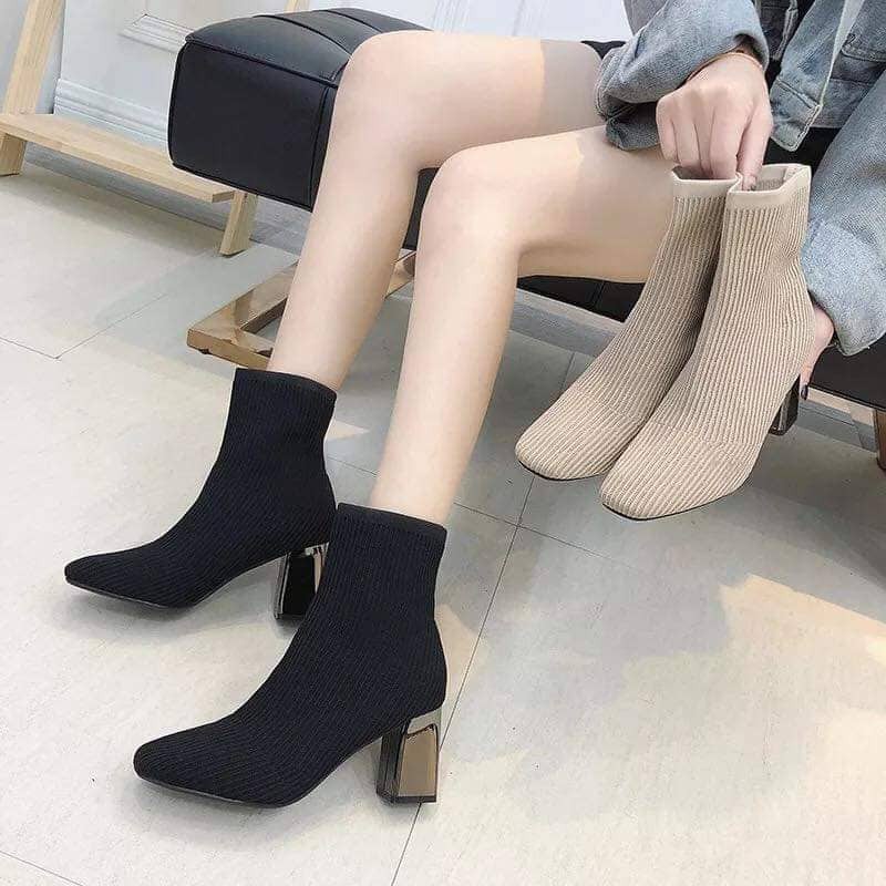 Bốt Nữ 💖 FREESHIP 📛 Boot Len Đi Cực Ấm Cao 5p, Giày Cao Cổ Đi Ôm Chân Và Tôn Dáng Người Dùng