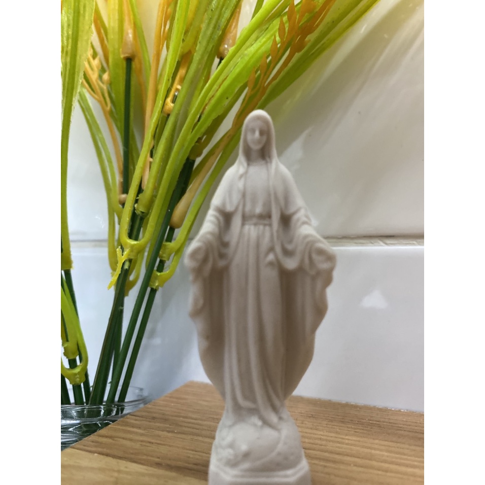 421.Tượng công giáo - Mẹ ban ơn gốm sứ 7cm trắng