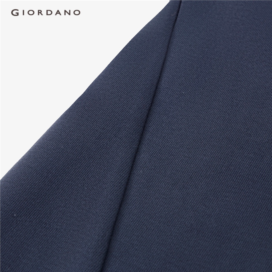 Áo sweater GIORDANO 05322784 dáng rộng thêu hổ cho nữ