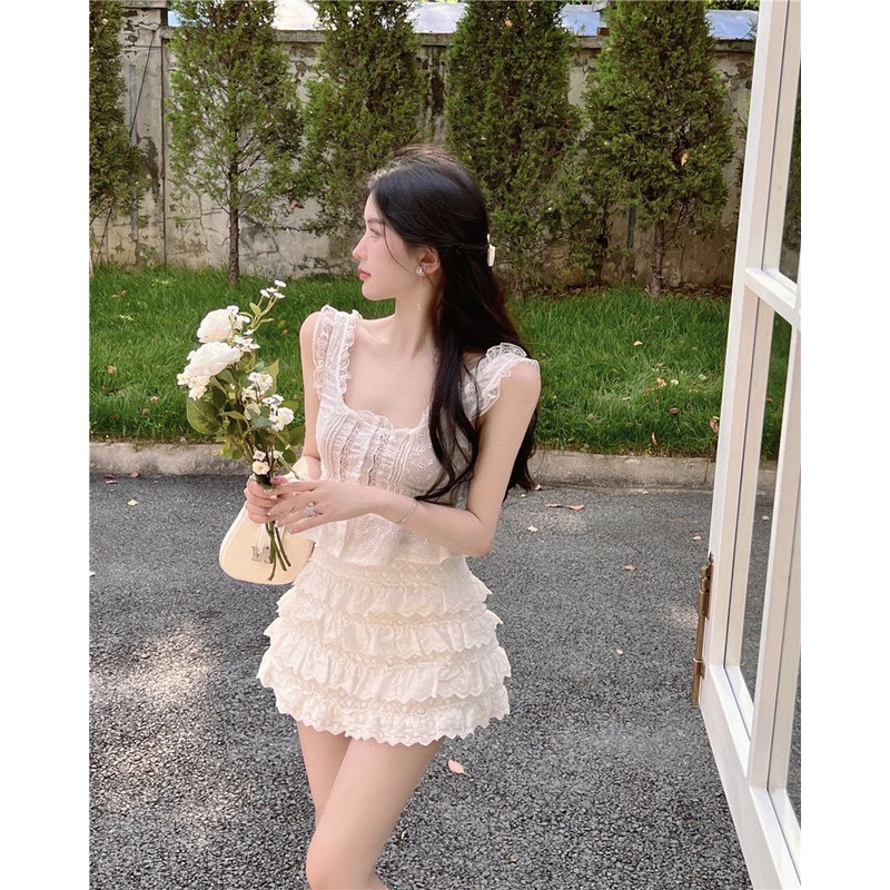 Set chân váy chữ A và áo hai dây thời trang mùa hè xinh xắn cho nữ