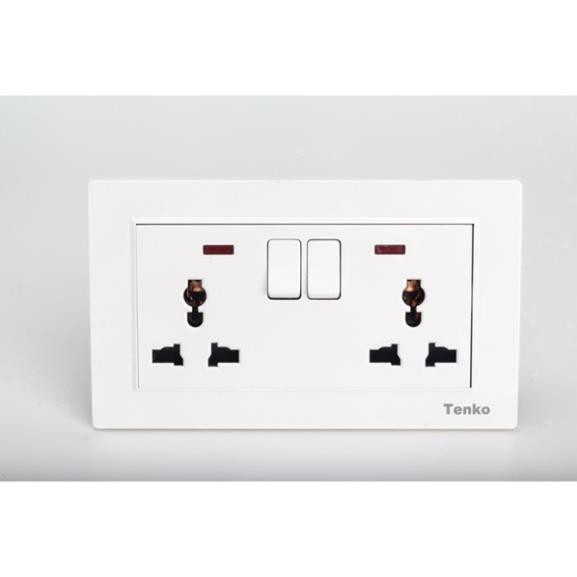 Ổ Cắm Điện Âm Tường Chống Giật Có Công Tắc Nguồn TK-TT-132